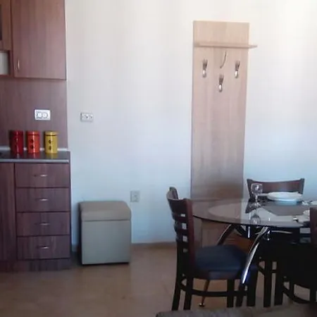 B44 Apollon Complex Ravda