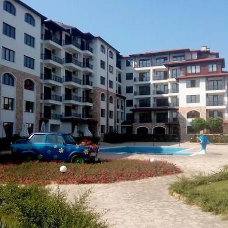 B44 Apollon Complex Апартамент Равда