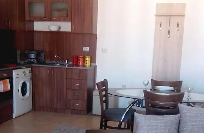 Διαμέρισμα B44 Apollon Complex